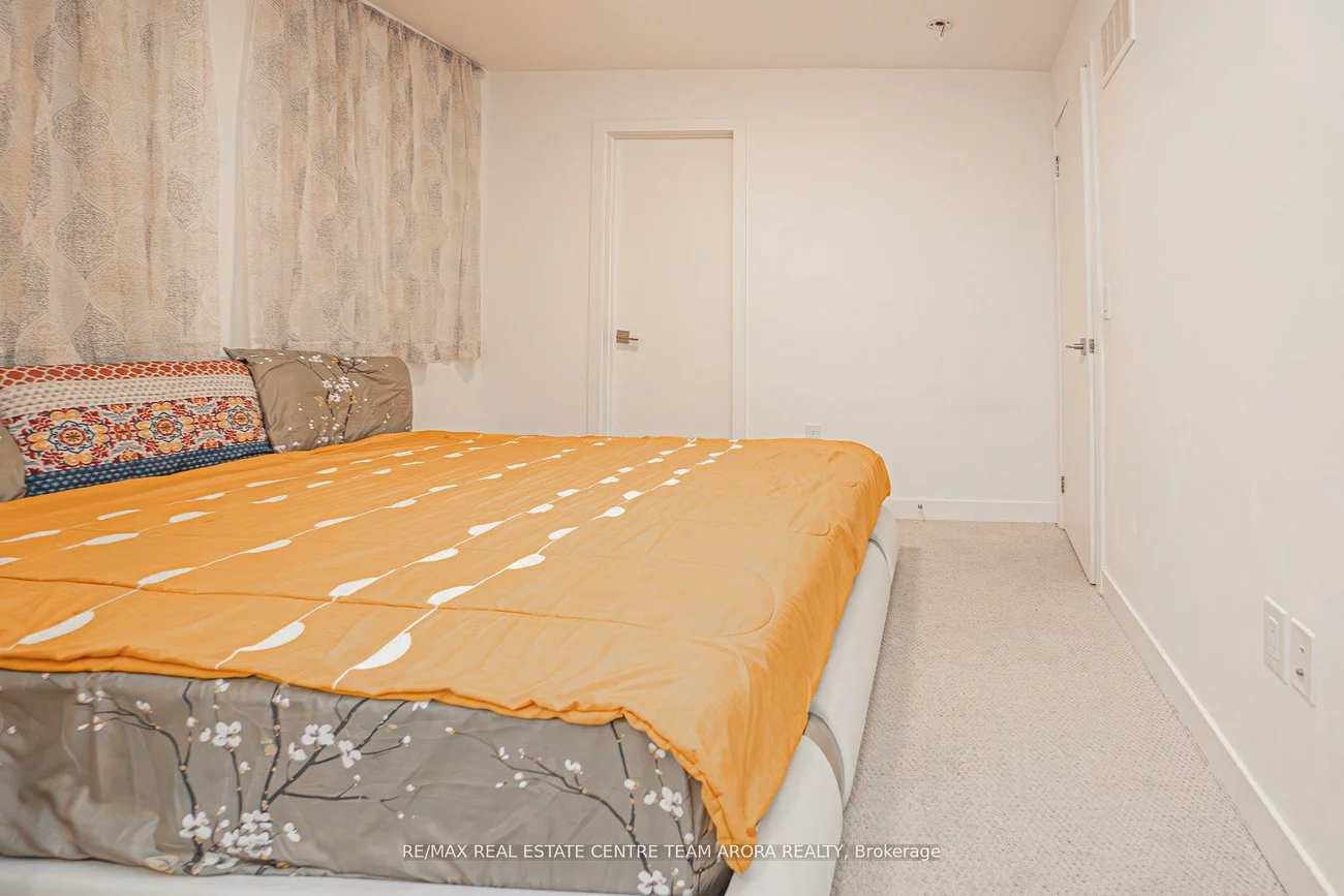 165, Veterans, Northwest Brampton, Brampton