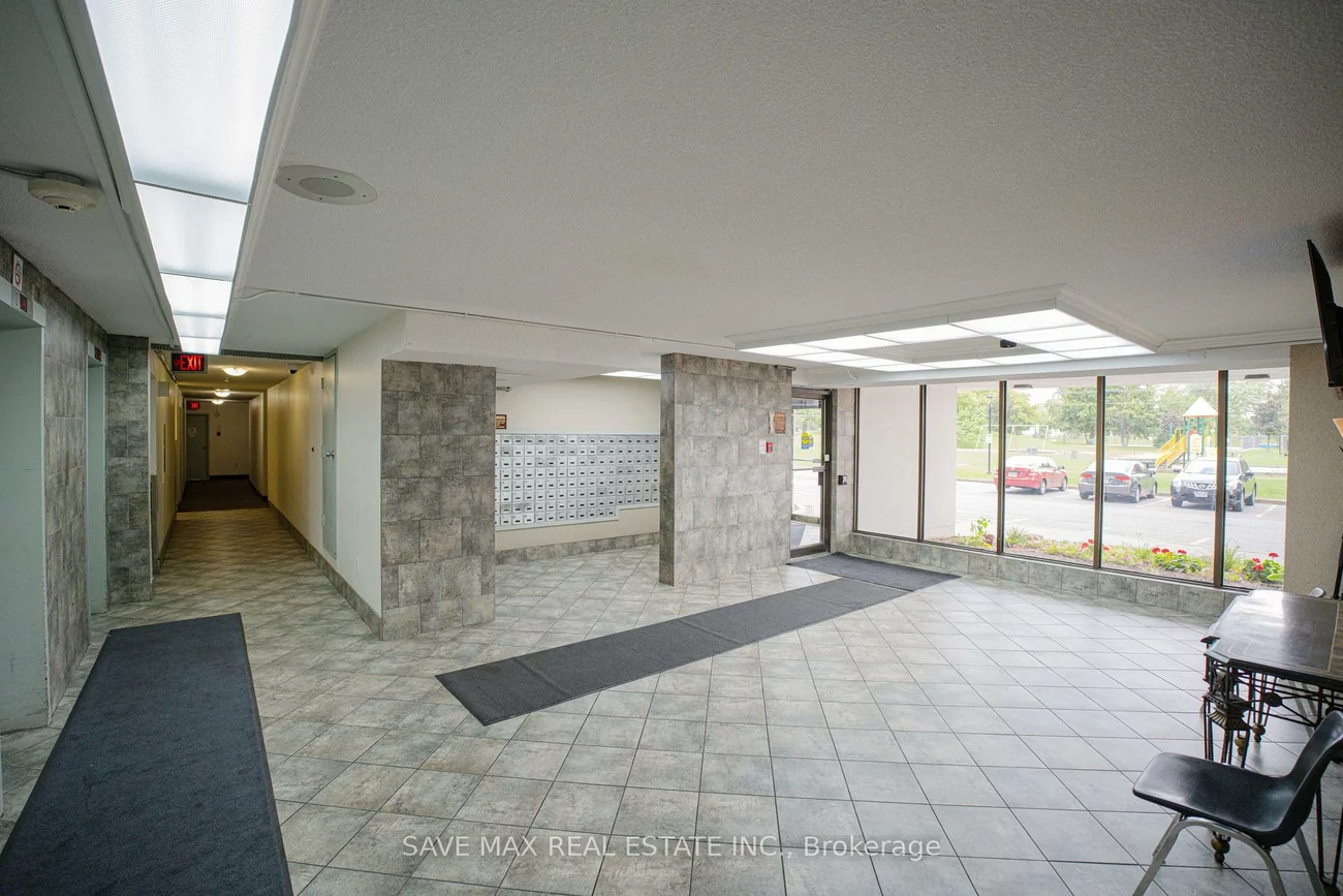 17, Knightsbridge, Queen Street Corridor, Brampton