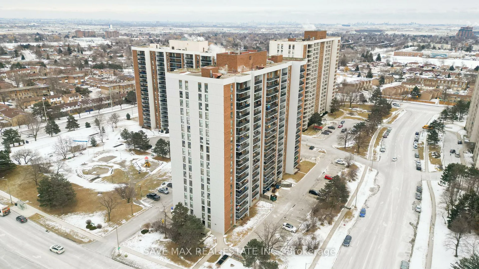 17, Knightsbridge, Queen Street Corridor, Brampton
