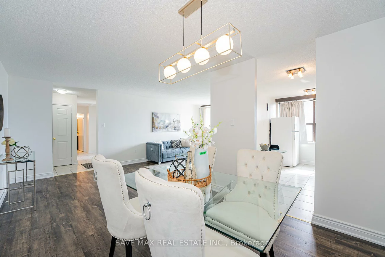 17, Knightsbridge, Queen Street Corridor, Brampton