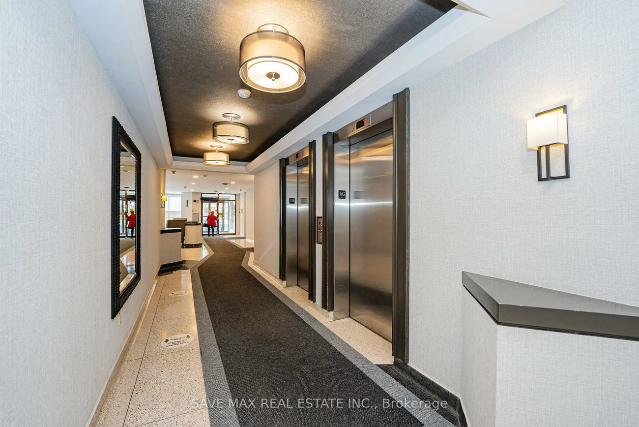 10, Laurelcrest, Queen Street Corridor, Brampton