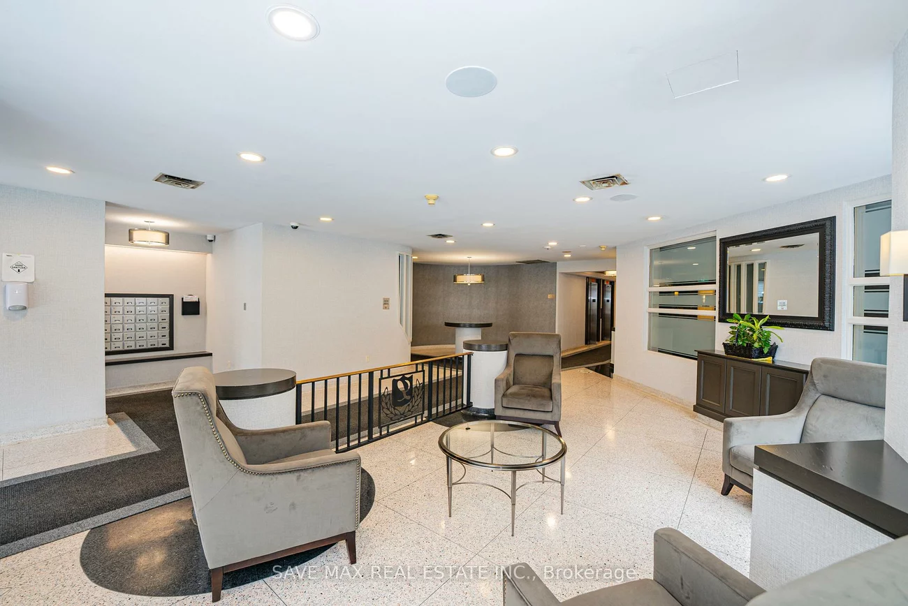 10, Laurelcrest, Queen Street Corridor, Brampton