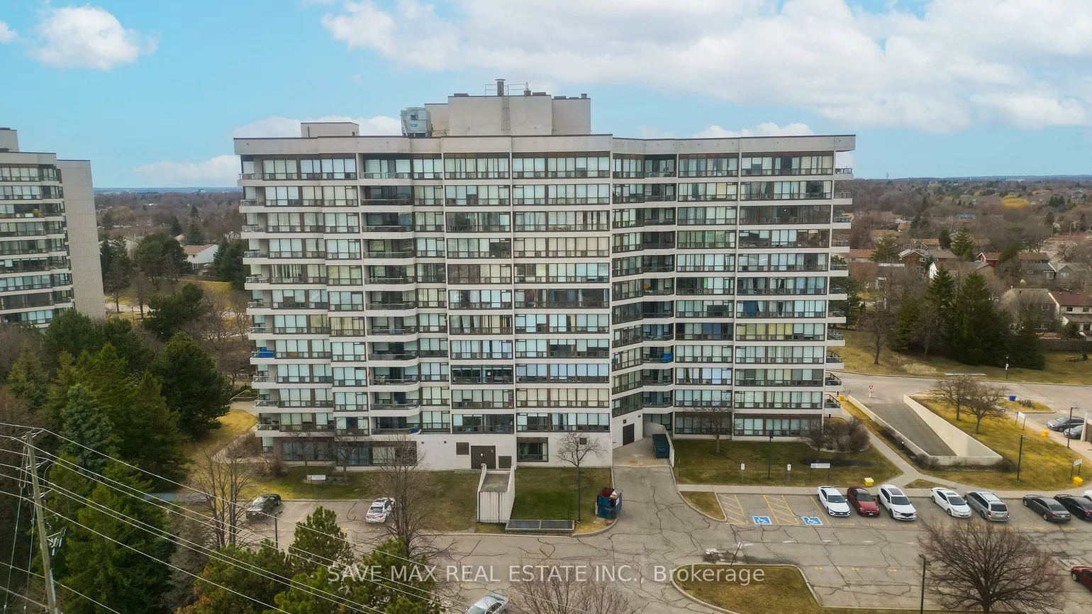10, Laurelcrest, Queen Street Corridor, Brampton