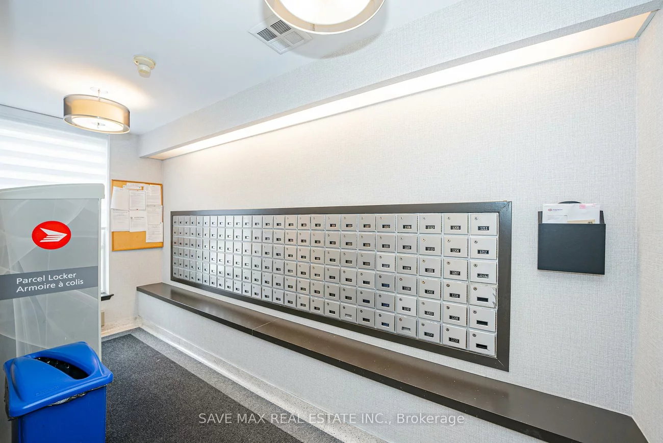 10, Laurelcrest, Queen Street Corridor, Brampton