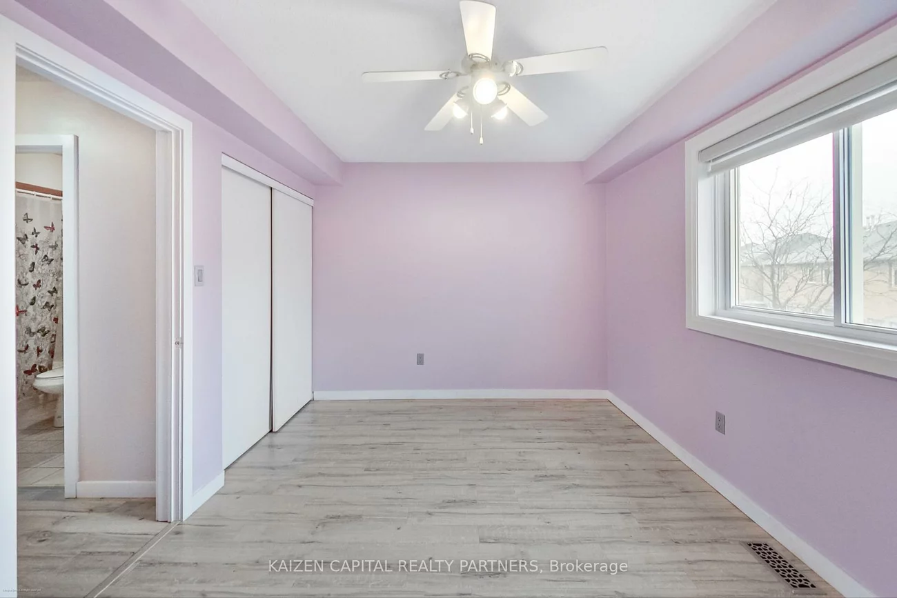 98, Spadina, Brampton West, Brampton