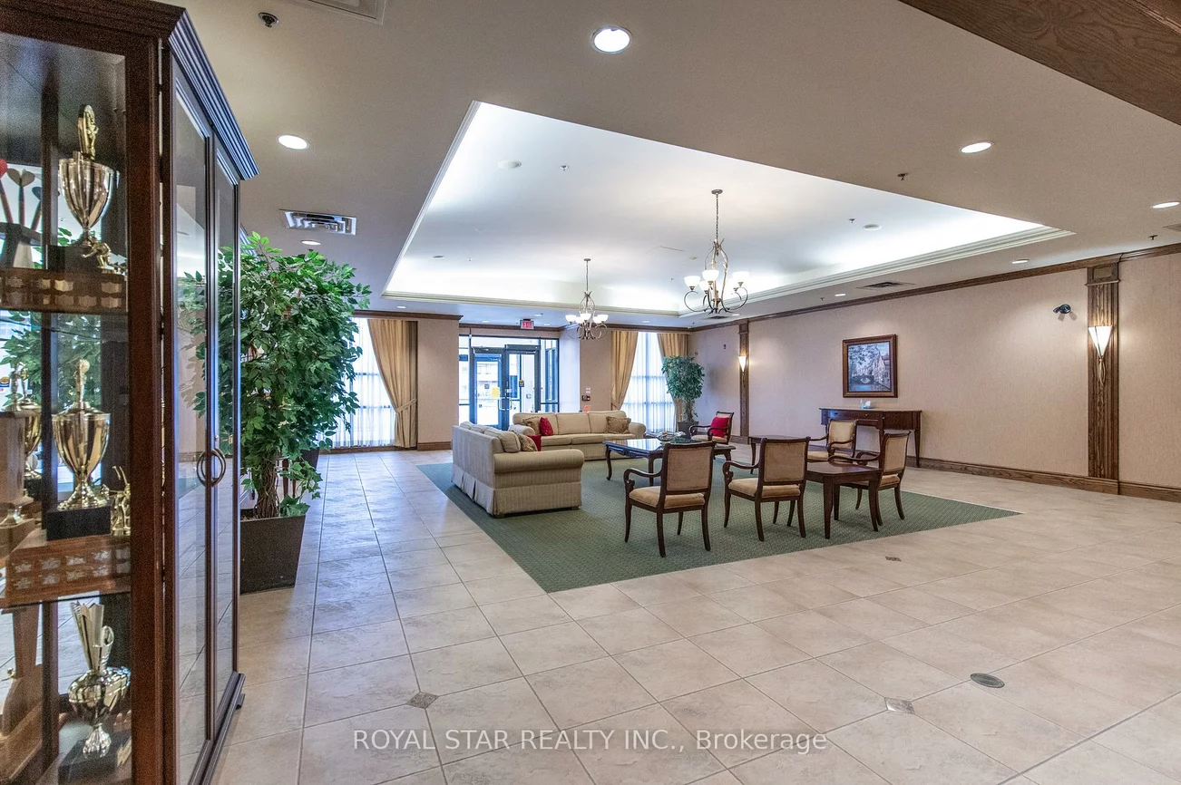 40, Via Rosedale, Sandringham-Wellington, Brampton