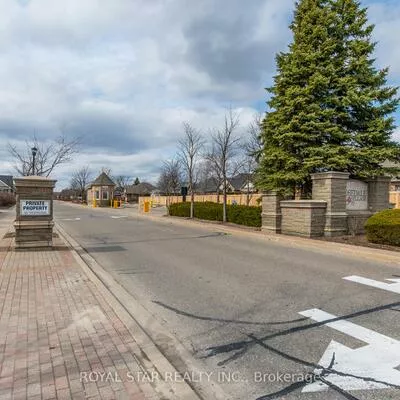 40, Via Rosedale, Sandringham-Wellington, Brampton