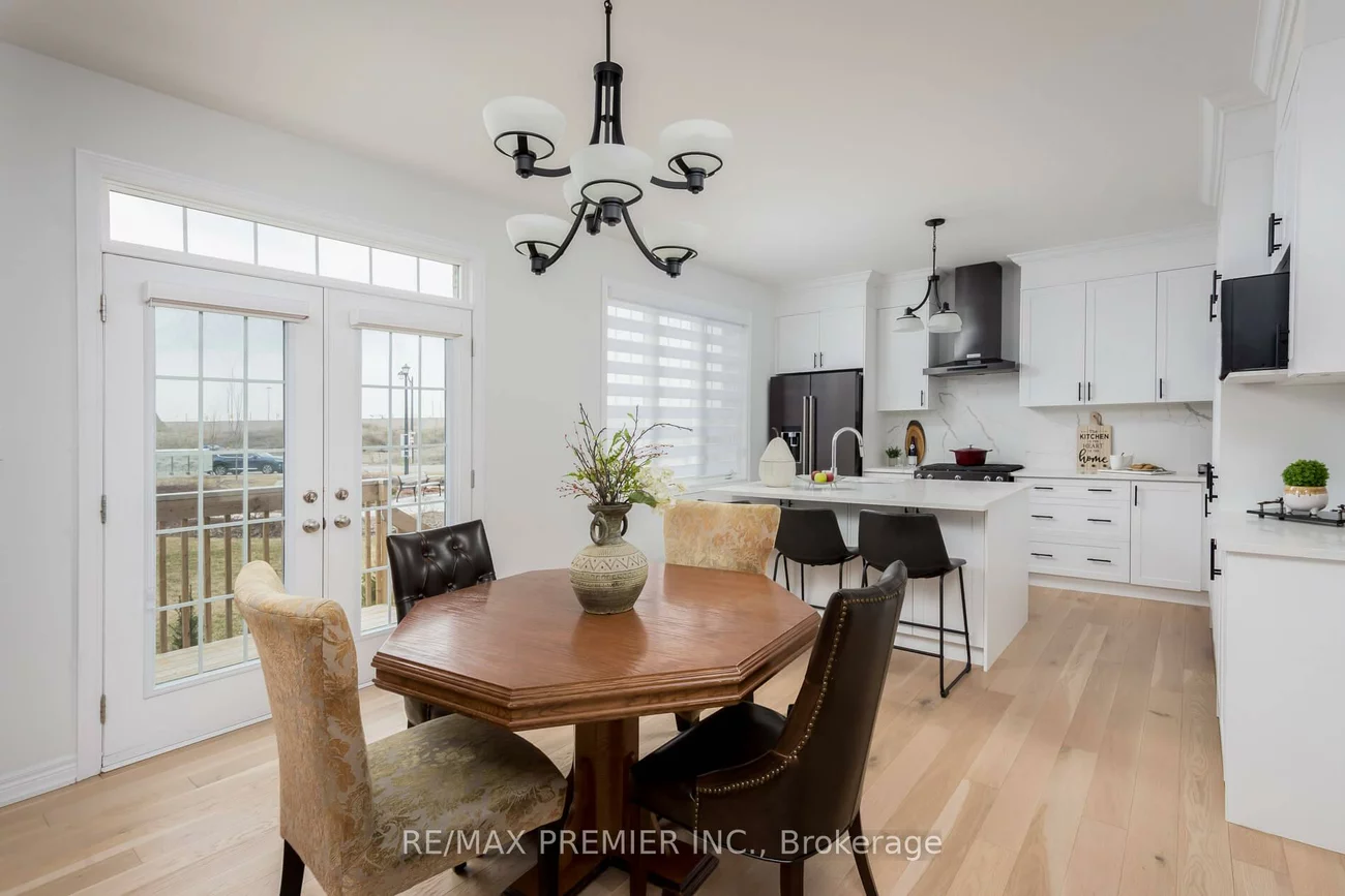 42, Overlea, Sandringham-Wellington, Brampton