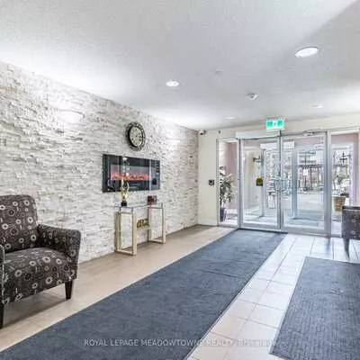8, Dayspring, Goreway Drive Corridor, Brampton
