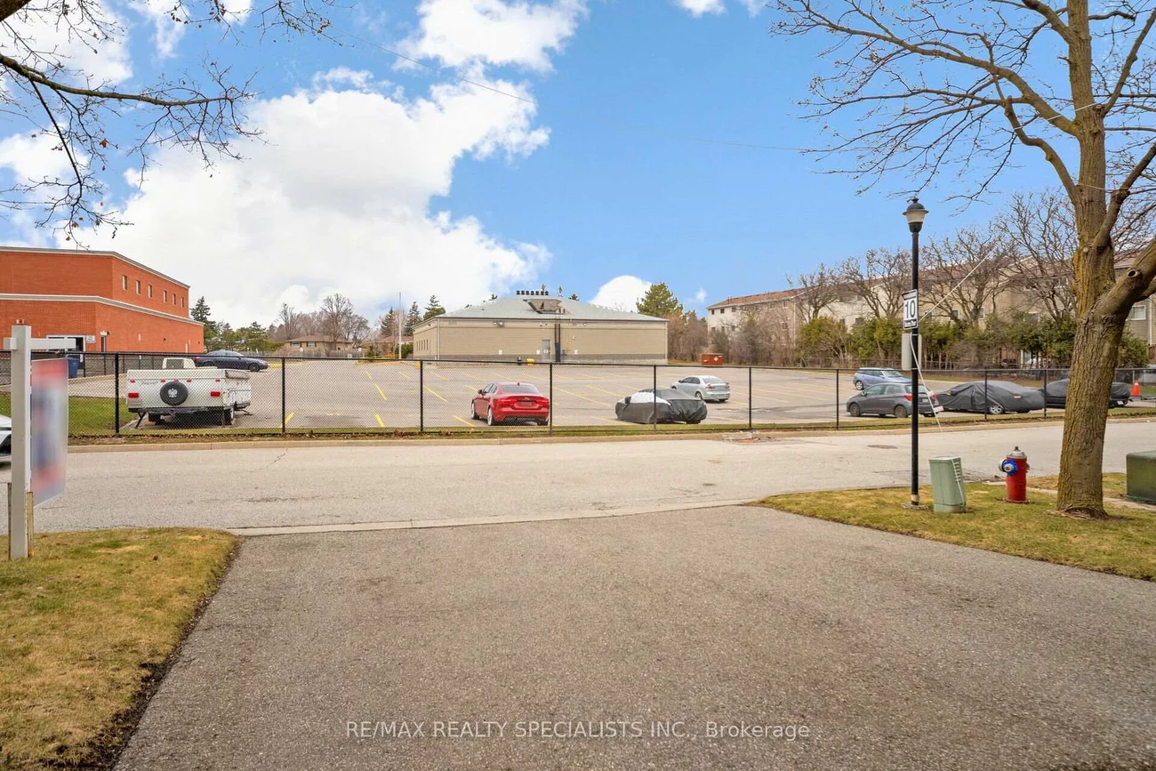 153, Enderby, Bramalea Road South Gateway, Brampton