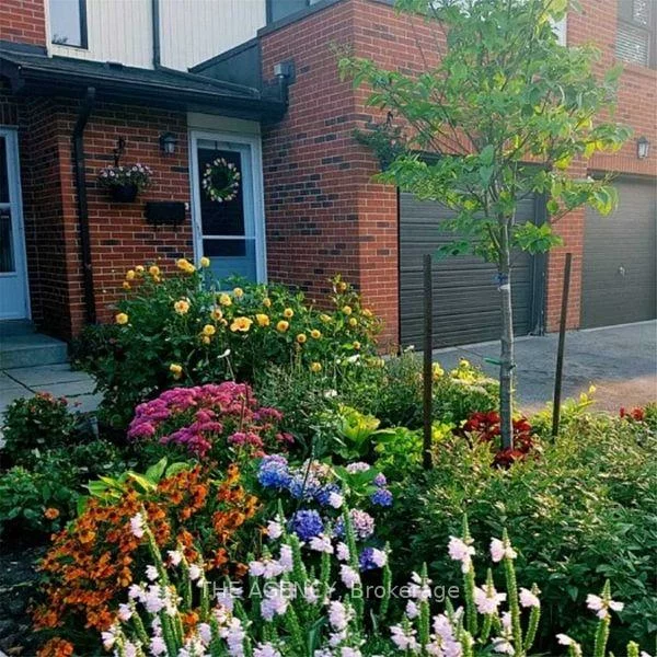 93, Foster, Brampton North, Brampton