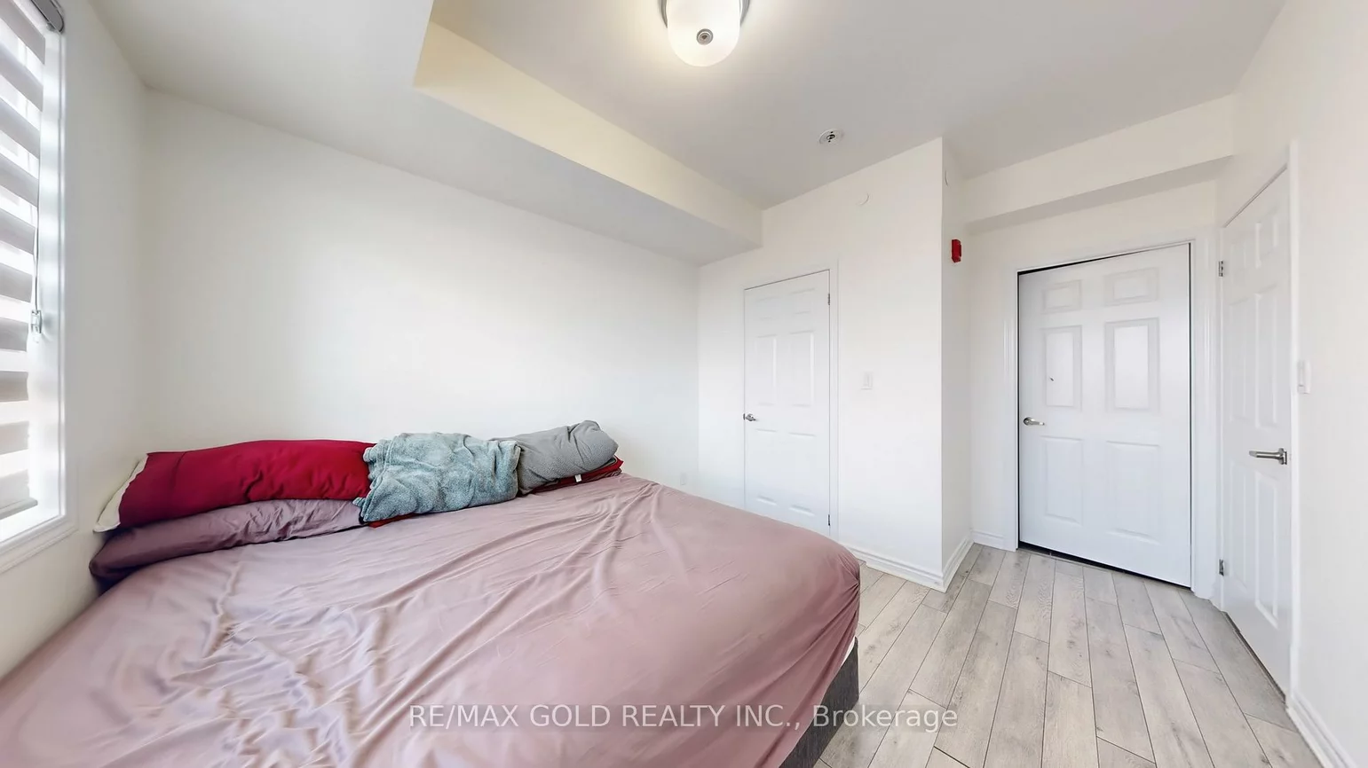 200, Lagerfeld, Northwest Brampton, Brampton