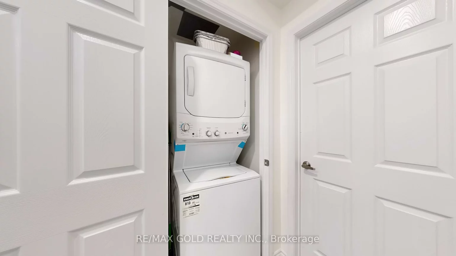 200, Lagerfeld, Northwest Brampton, Brampton
