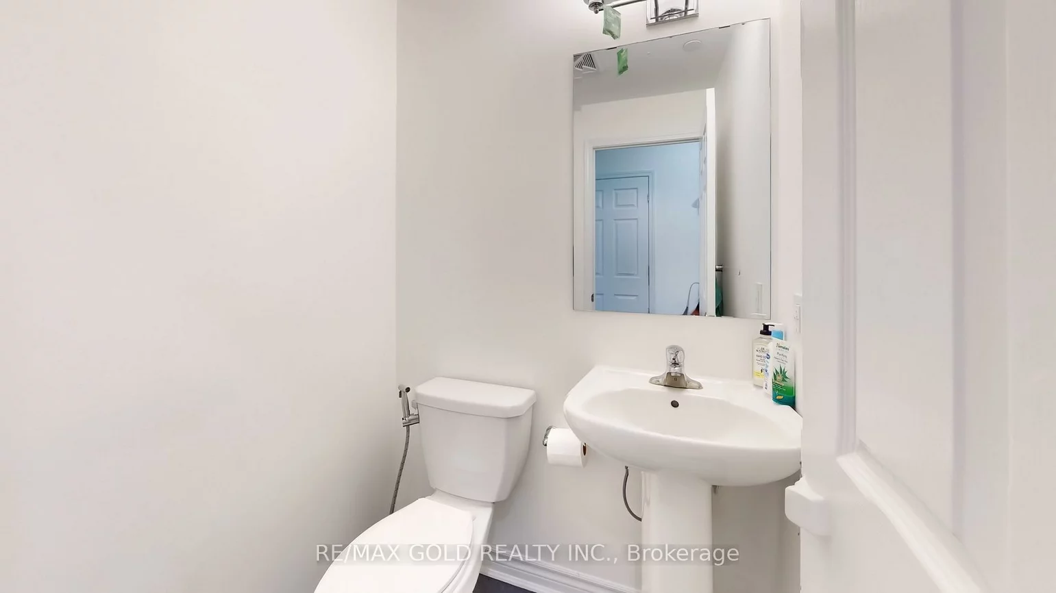 200, Lagerfeld, Northwest Brampton, Brampton