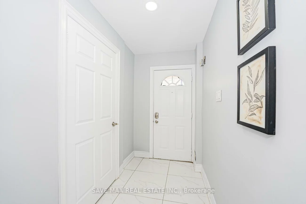 282, Fleetwood, Southgate, Brampton