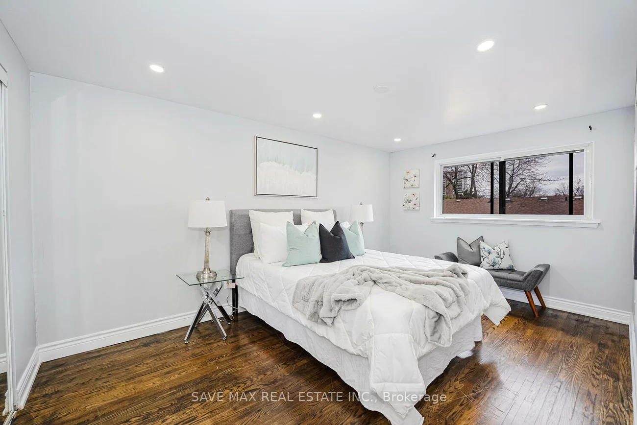 282, Fleetwood, Southgate, Brampton