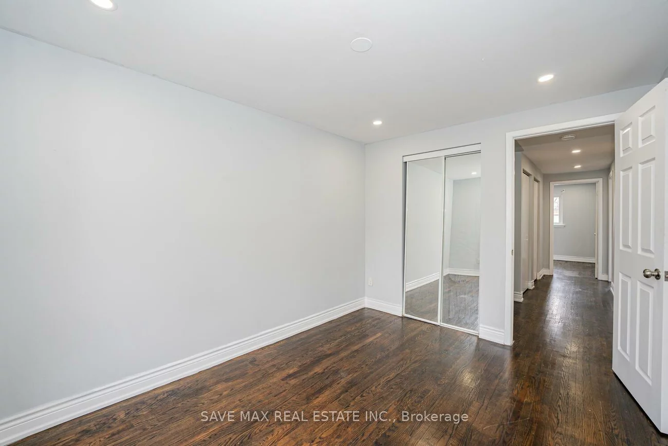 282, Fleetwood, Southgate, Brampton