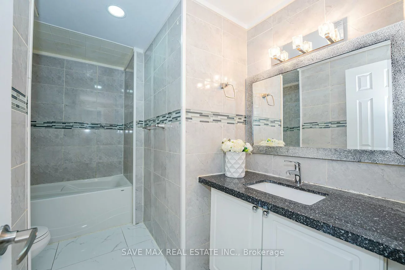 282, Fleetwood, Southgate, Brampton