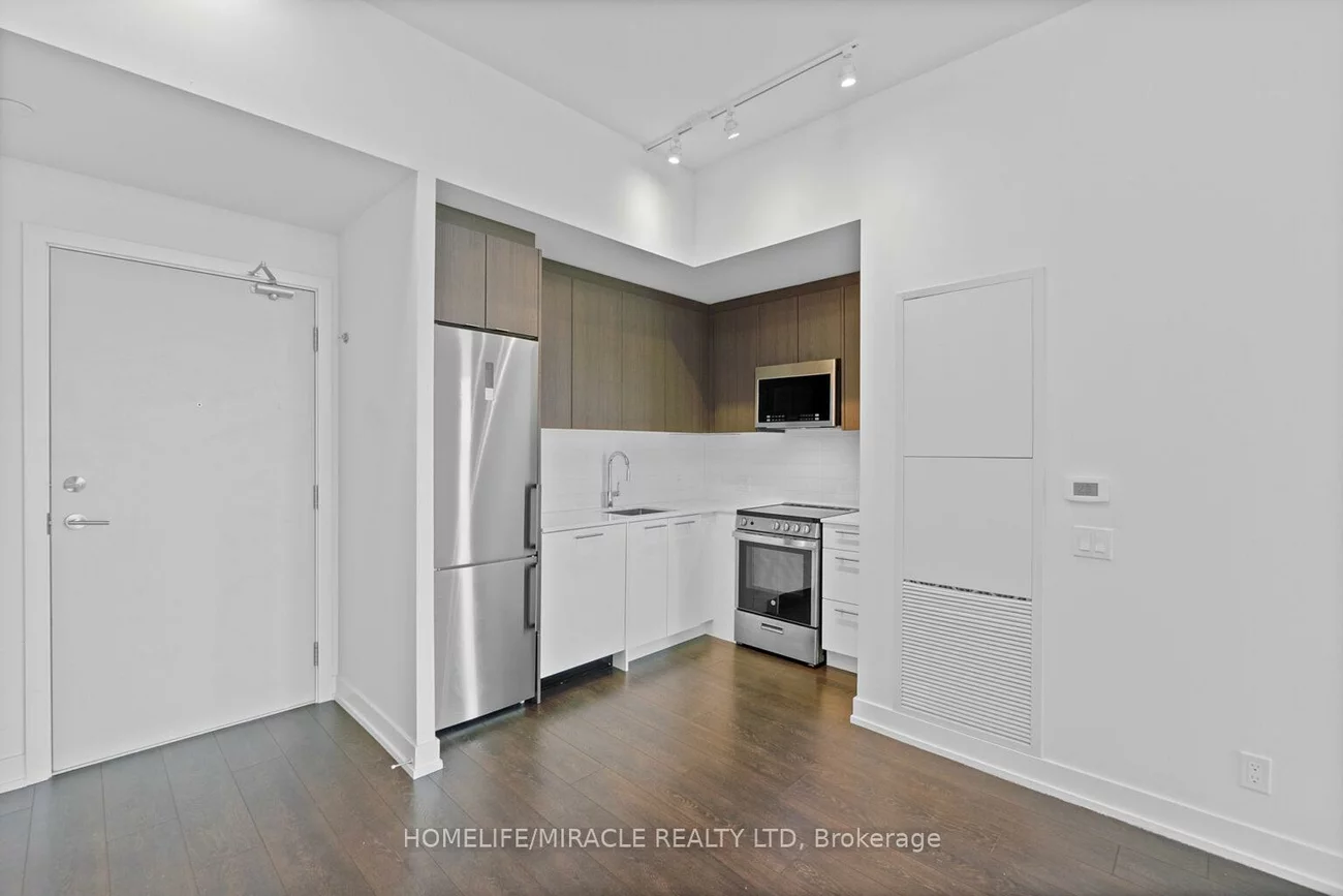 225, Veterans, Northwest Brampton, Brampton