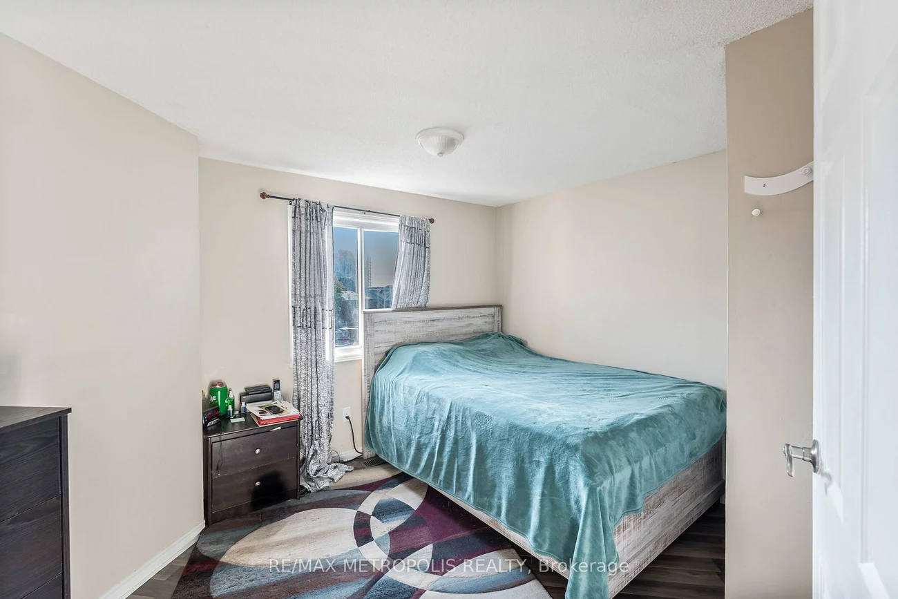 21, Hetherington, Central Park, Brampton