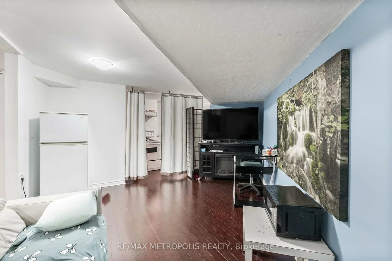 21, Hetherington, Central Park, Brampton