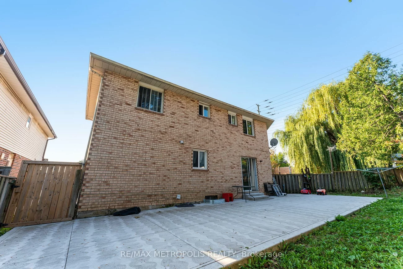 21, Hetherington, Central Park, Brampton