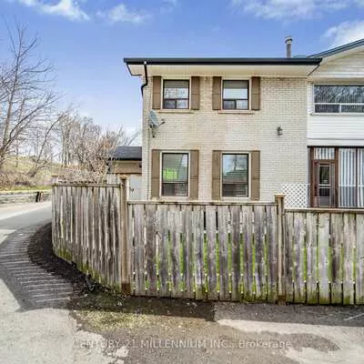 61, Ardglen, Brampton East, Brampton