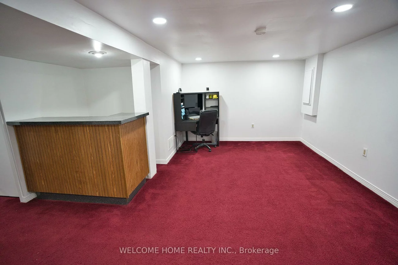 49, Carleton, Bramalea West Industrial, Brampton