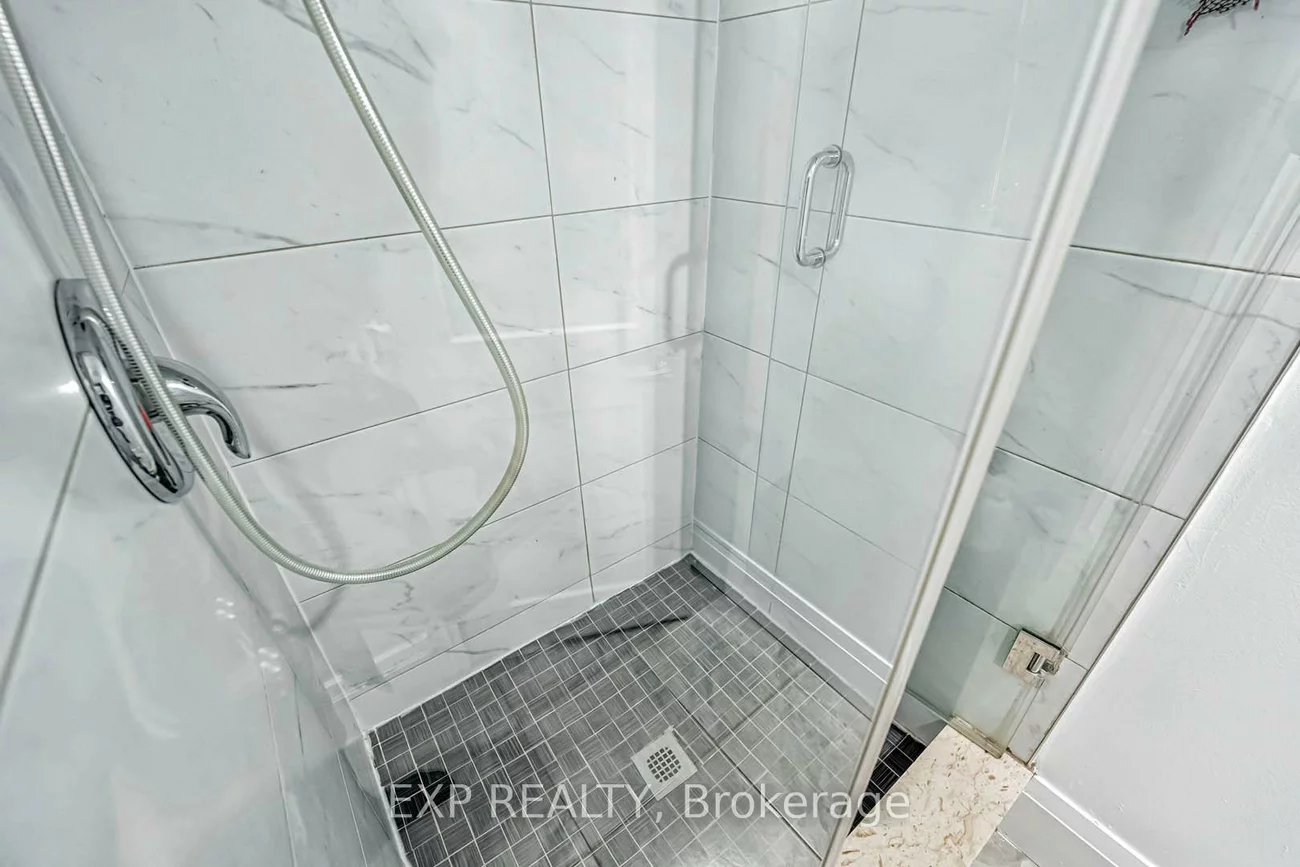 112, Collins, Brampton North, Brampton