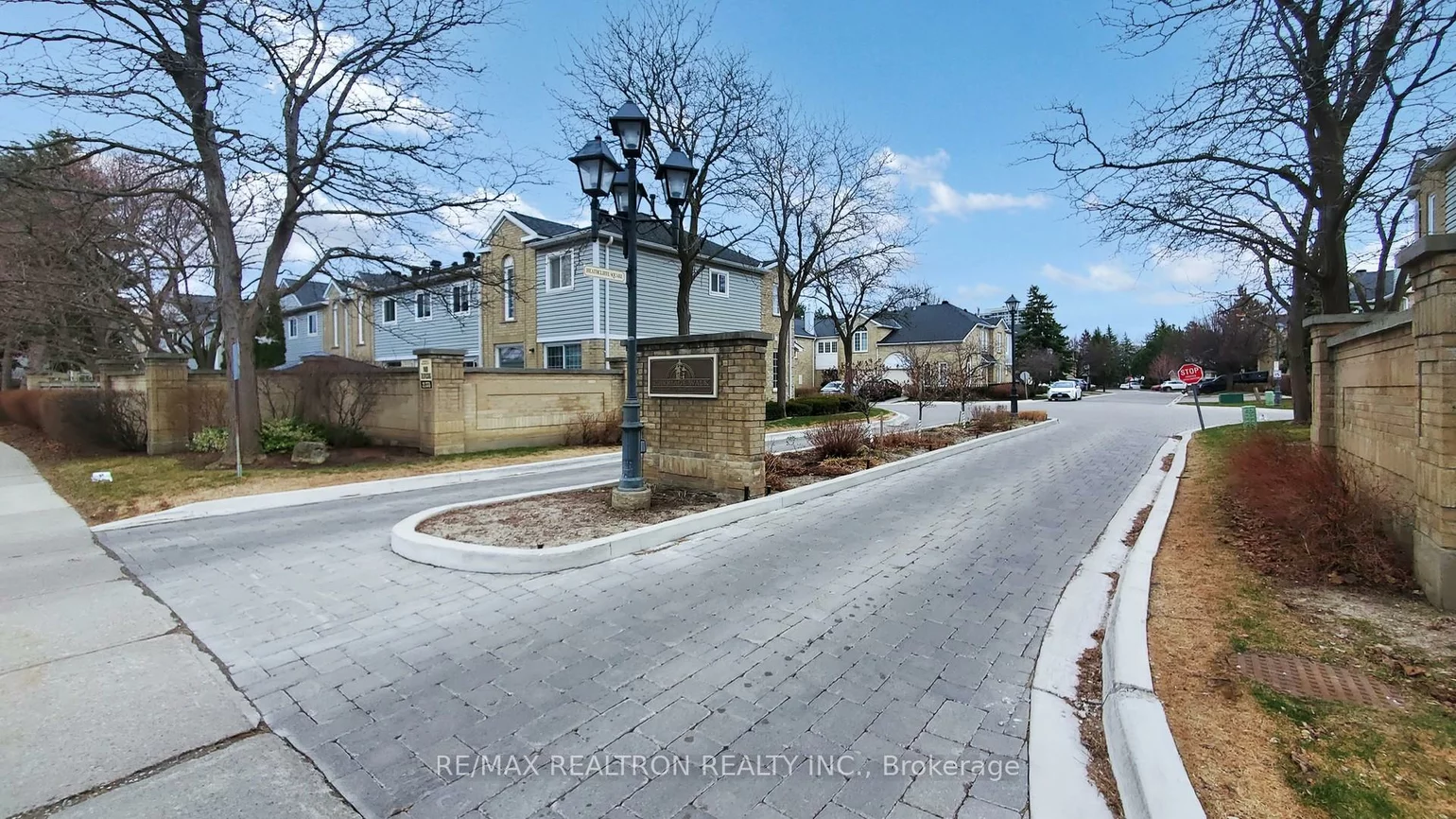 68, Heathcliffe, Central Park, Brampton