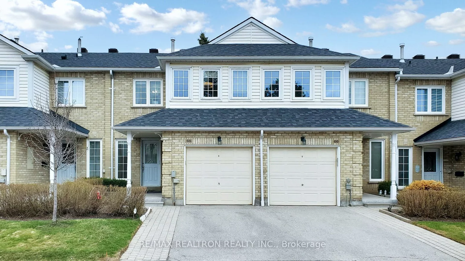 68, Heathcliffe, Central Park, Brampton