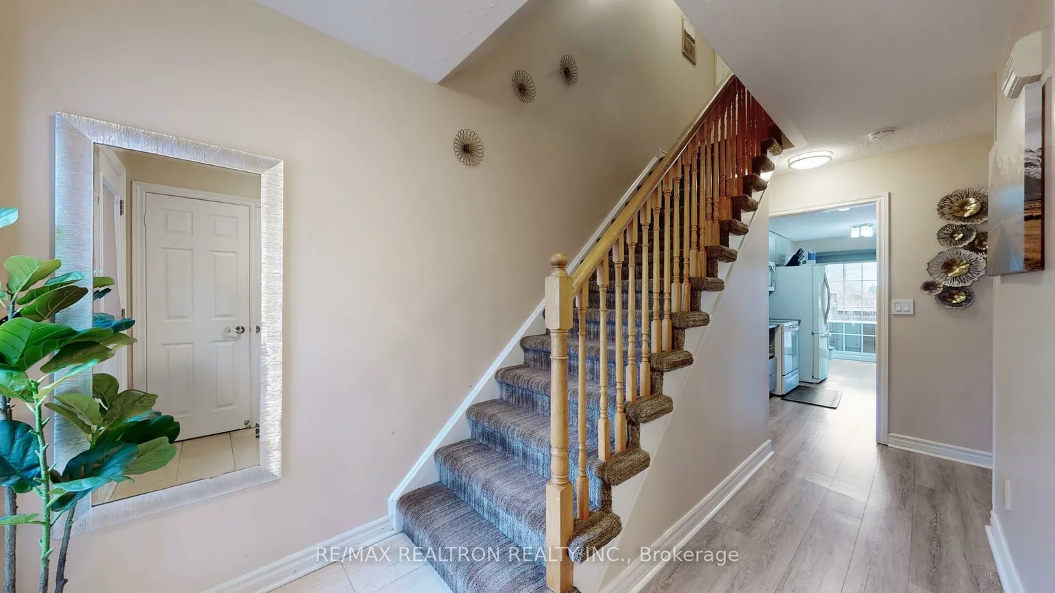68, Heathcliffe, Central Park, Brampton