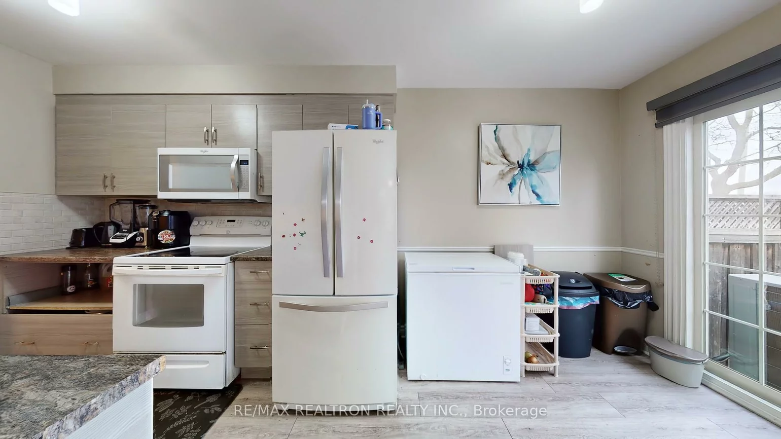 68, Heathcliffe, Central Park, Brampton