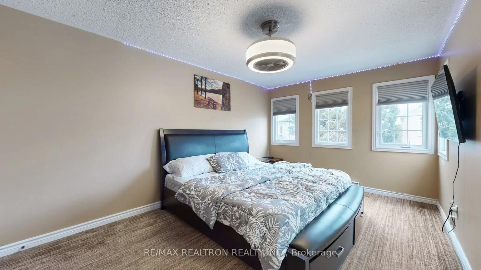 68, Heathcliffe, Central Park, Brampton
