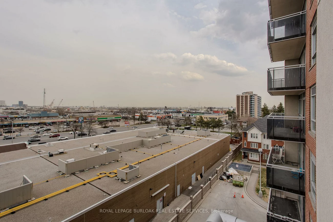 215, Queen, Queen Street Corridor, Brampton