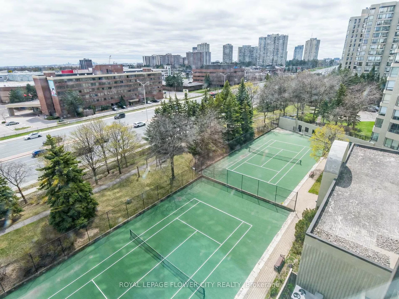 22, Hanover, Queen Street Corridor, Brampton