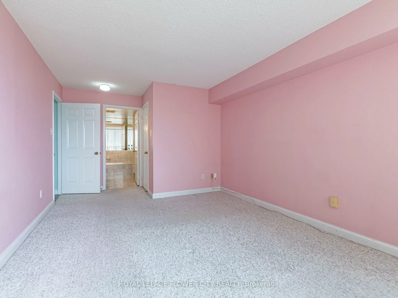 22, Hanover, Queen Street Corridor, Brampton