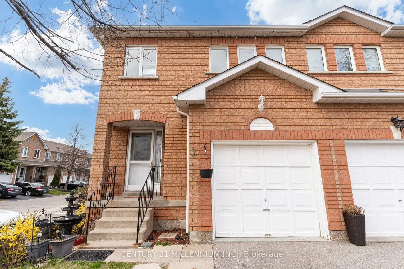 200, Cresthaven, Snelgrove, Brampton