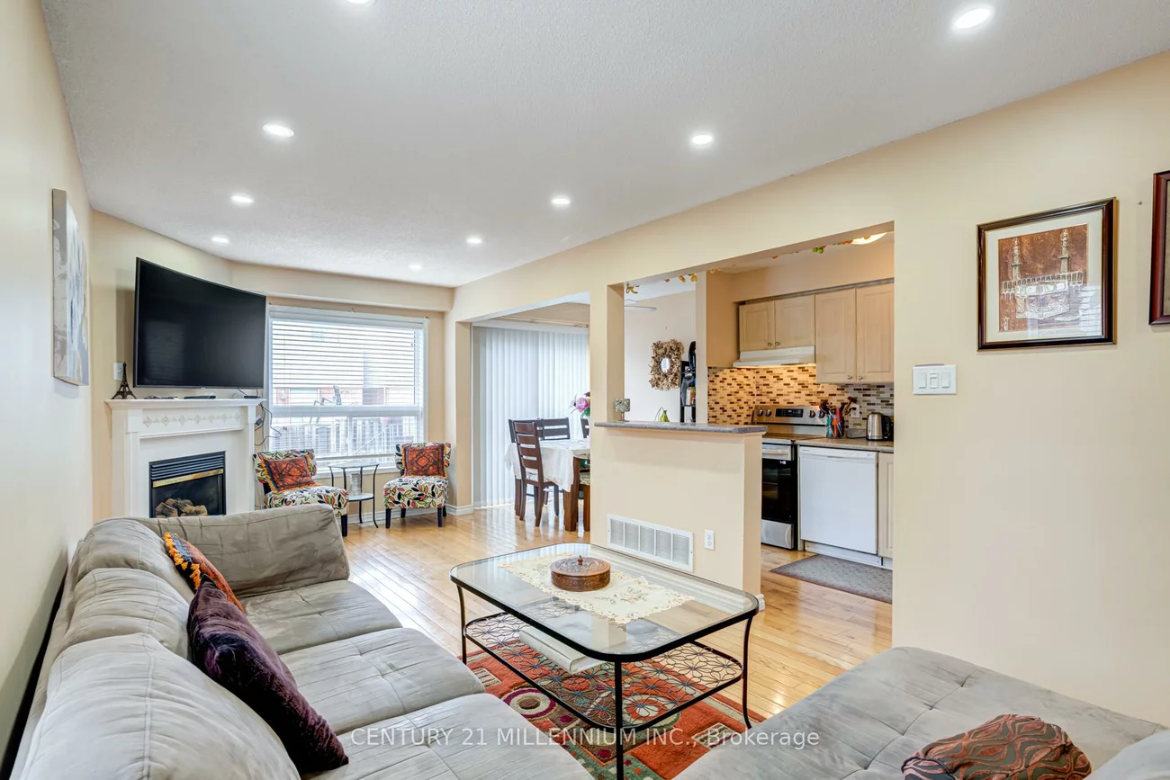 200, Cresthaven, Snelgrove, Brampton