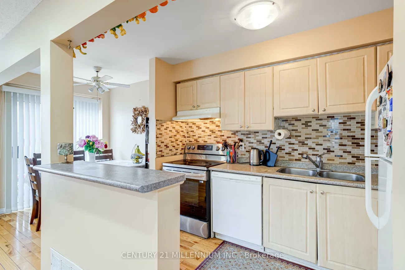 200, Cresthaven, Snelgrove, Brampton