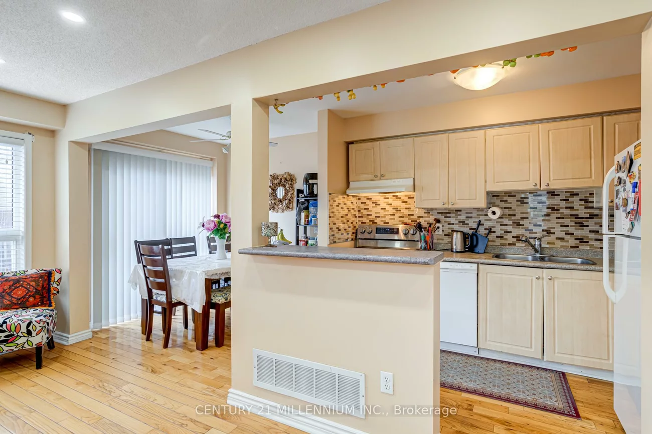 200, Cresthaven, Snelgrove, Brampton