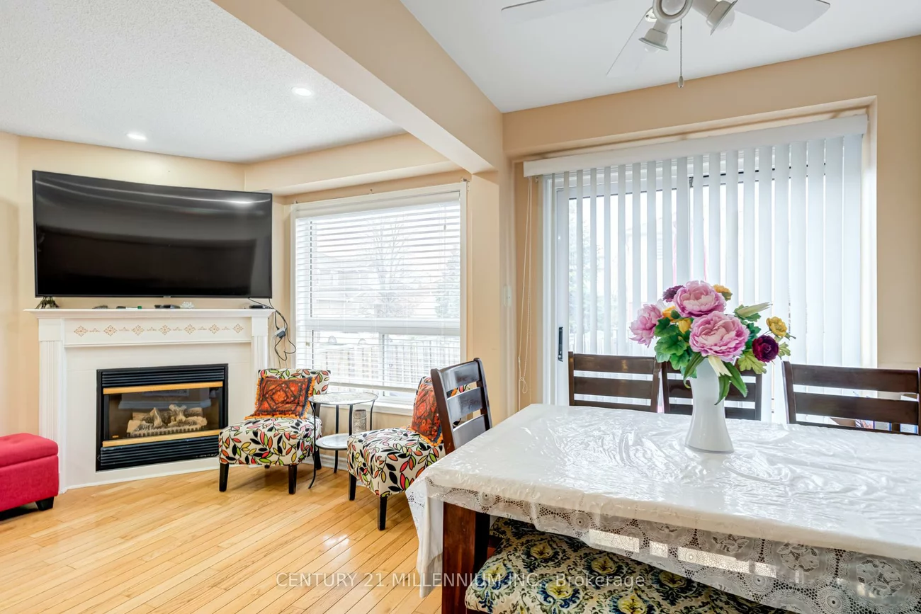 200, Cresthaven, Snelgrove, Brampton