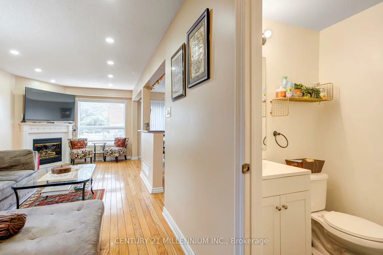 200, Cresthaven, Snelgrove, Brampton