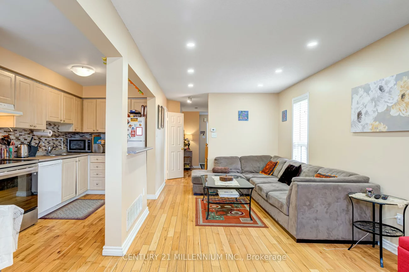 200, Cresthaven, Snelgrove, Brampton