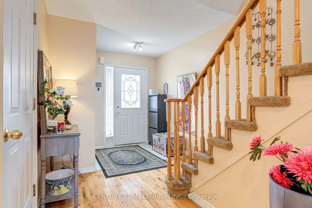 200, Cresthaven, Snelgrove, Brampton