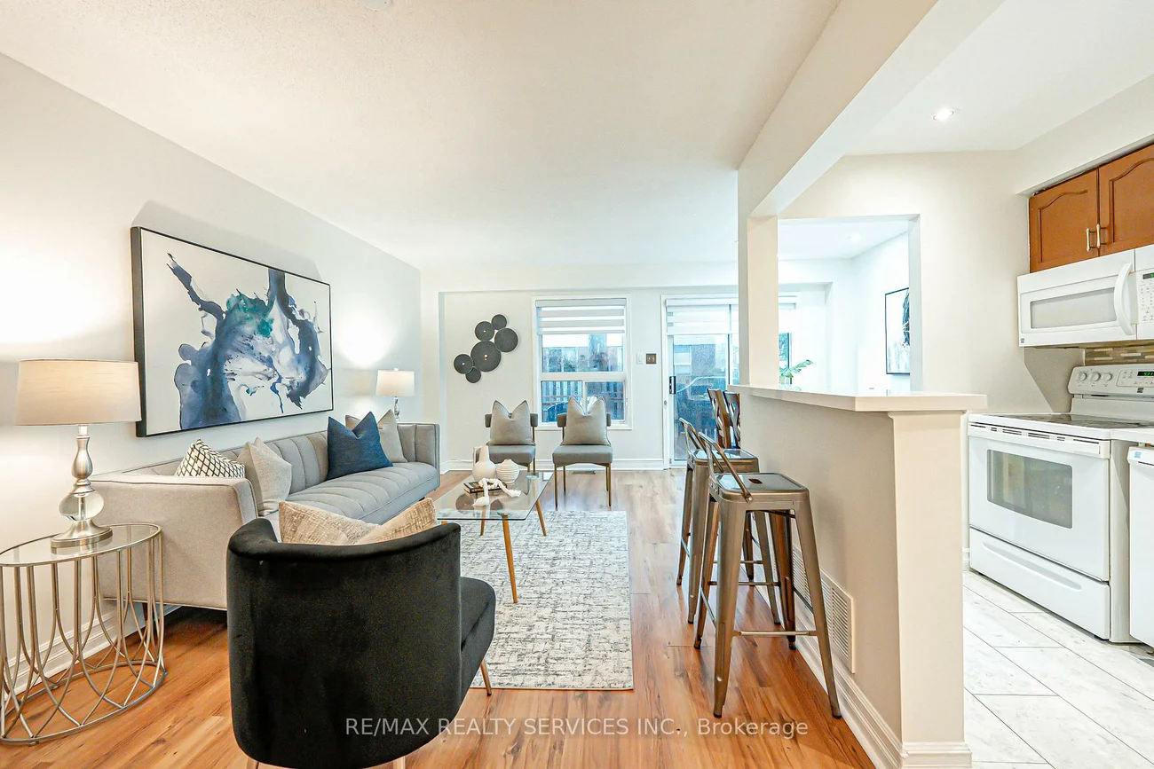 192, Cresthaven, Snelgrove, Brampton