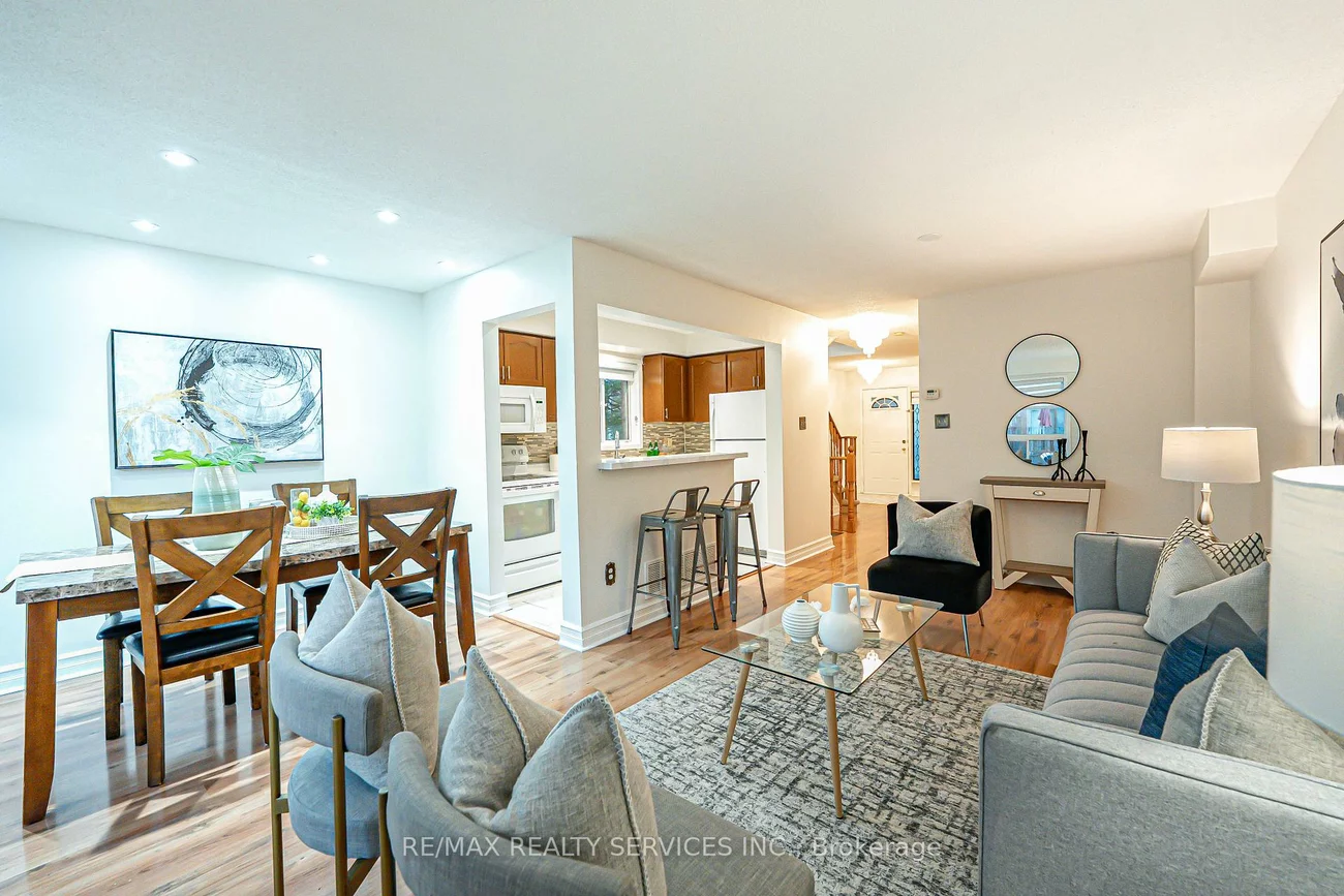192, Cresthaven, Snelgrove, Brampton