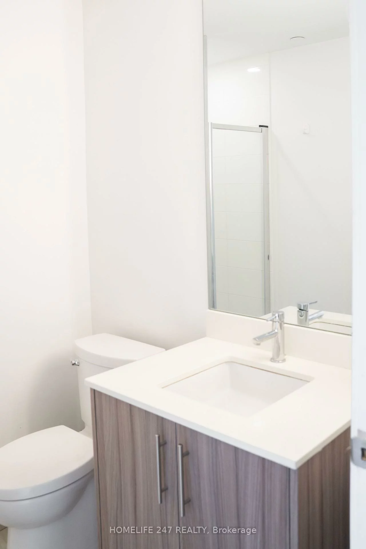 225, Veterans, Northwest Brampton, Brampton