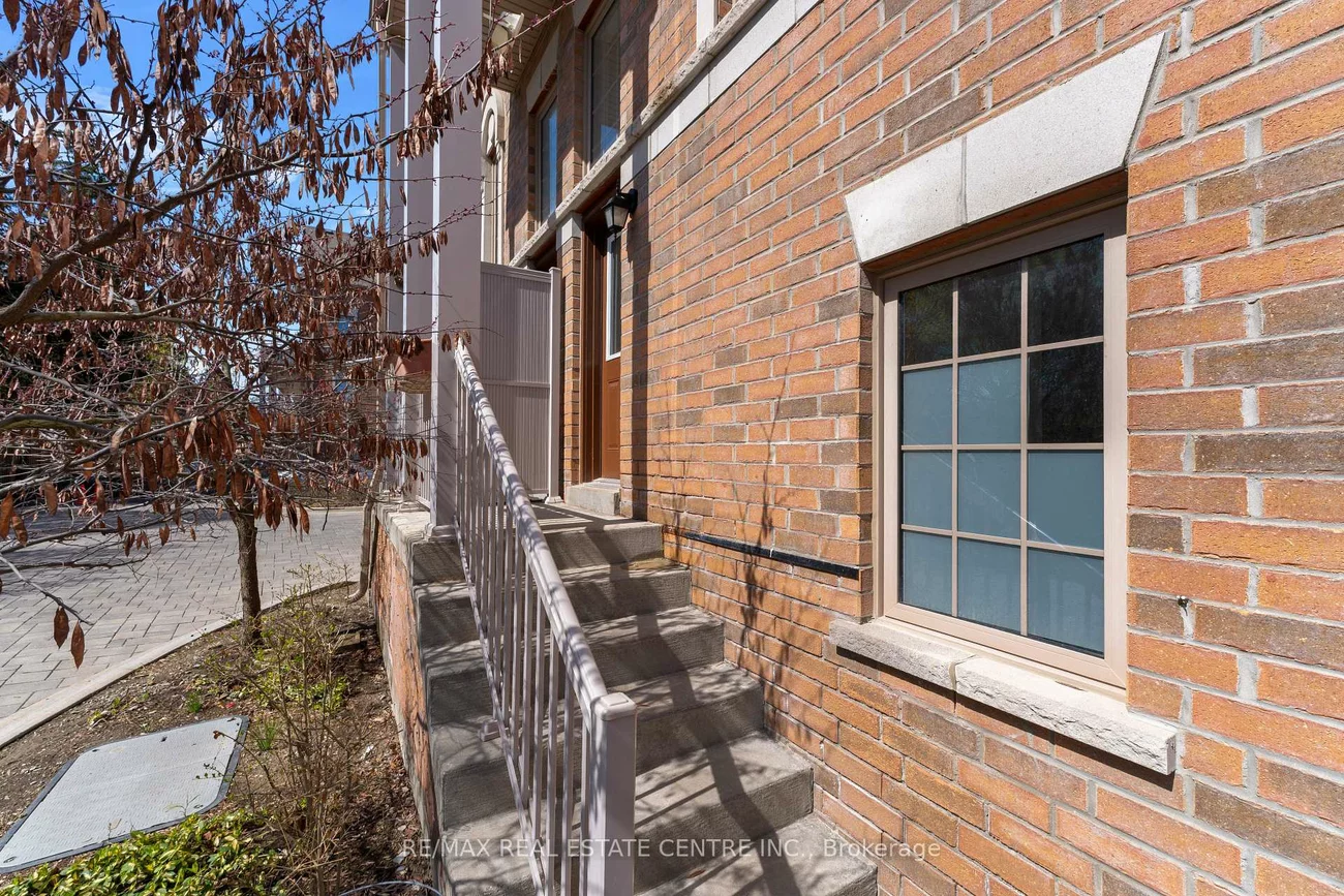 180, Howden, Westgate, Brampton