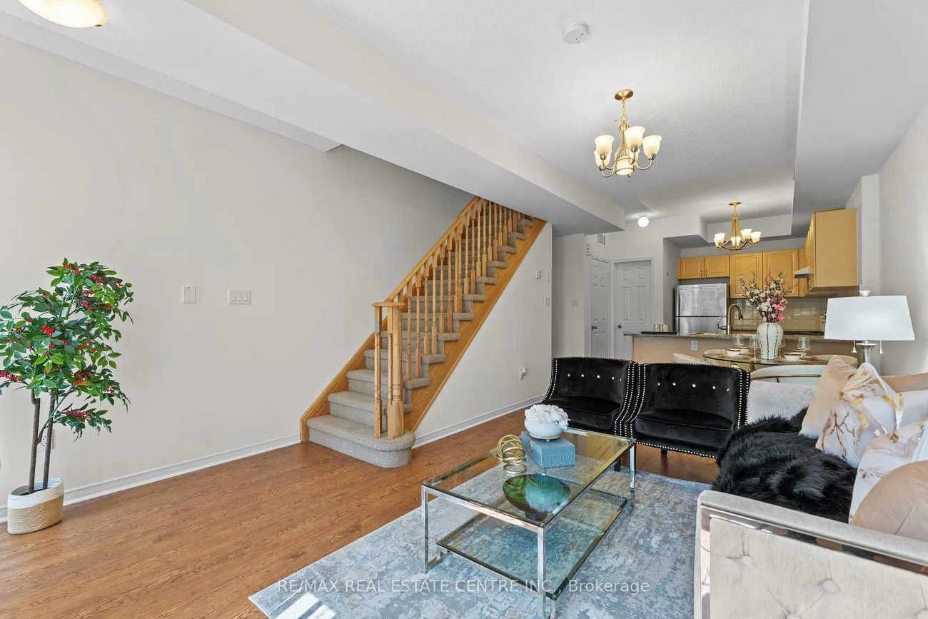 180, Howden, Westgate, Brampton